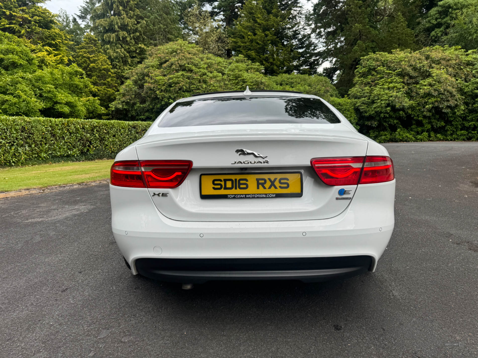 Mar 2016 Jaguar XE 2.0d R-Sport 4dr Auto