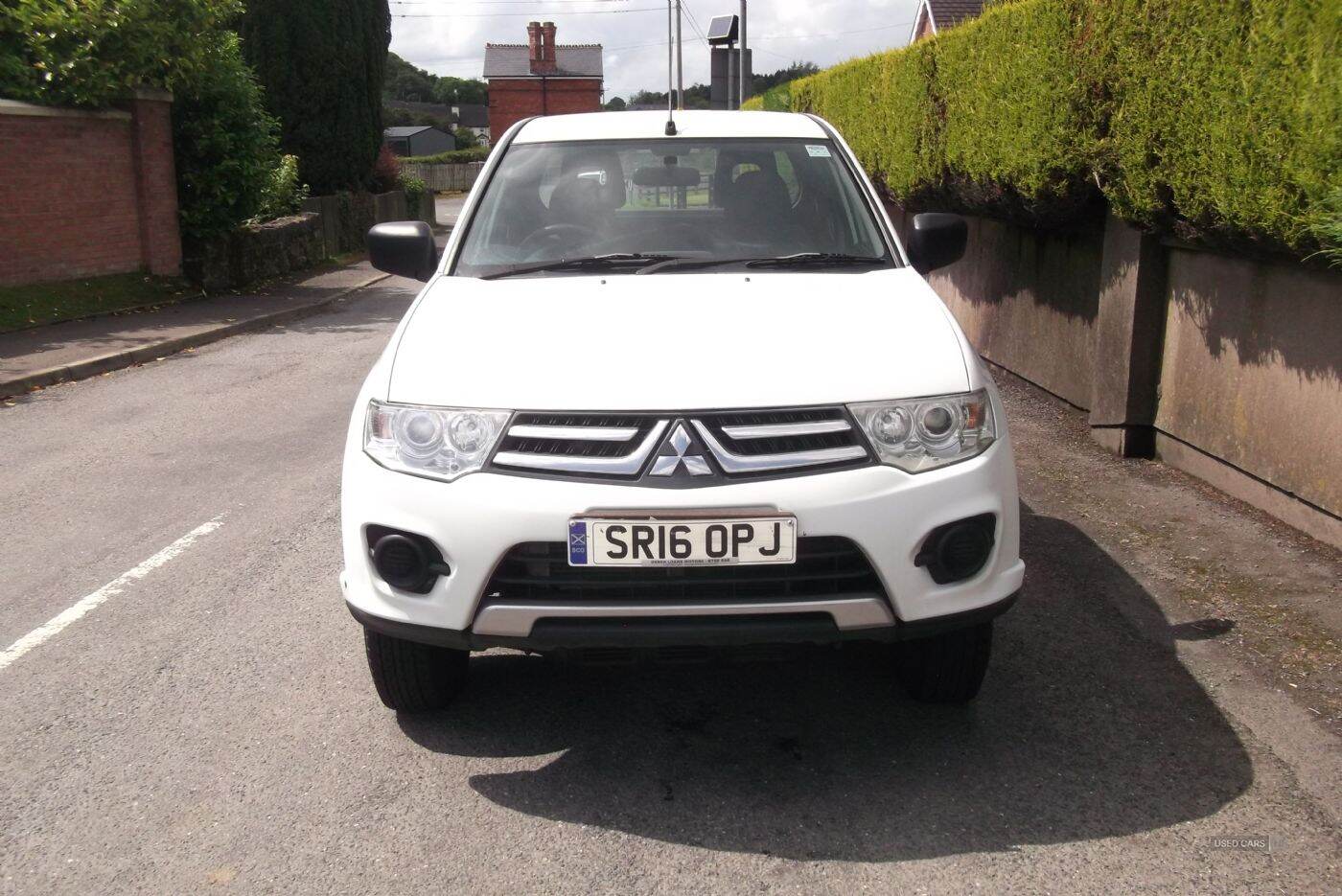 Jun 2016 Mitsubishi L200 Club Cab DI-D 4Life 4WD 134Bhp [2010]