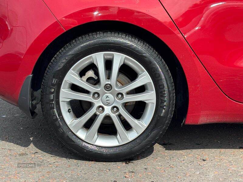 Oct 2013 Kia Ceed 1.6 CRDi 3 EcoDynamics 5dr
