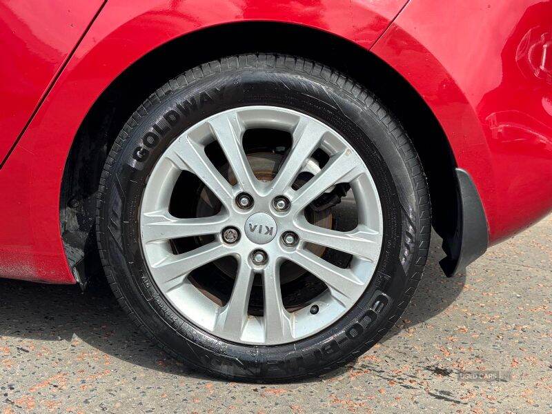 Oct 2013 Kia Ceed 1.6 CRDi 3 EcoDynamics 5dr
