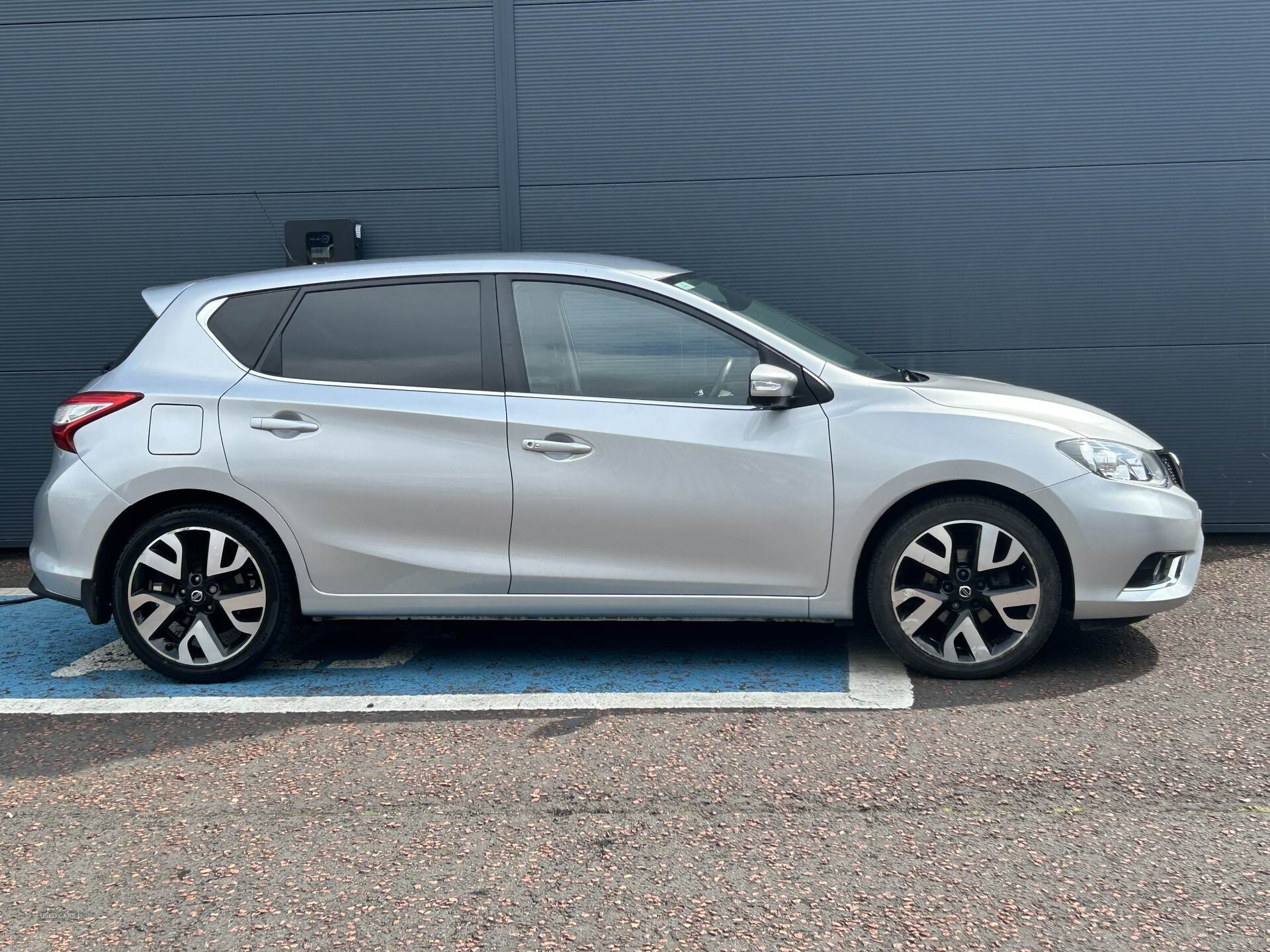Jun 2018 Nissan Pulsar 1.2 DiG-T Tekna 5dr
