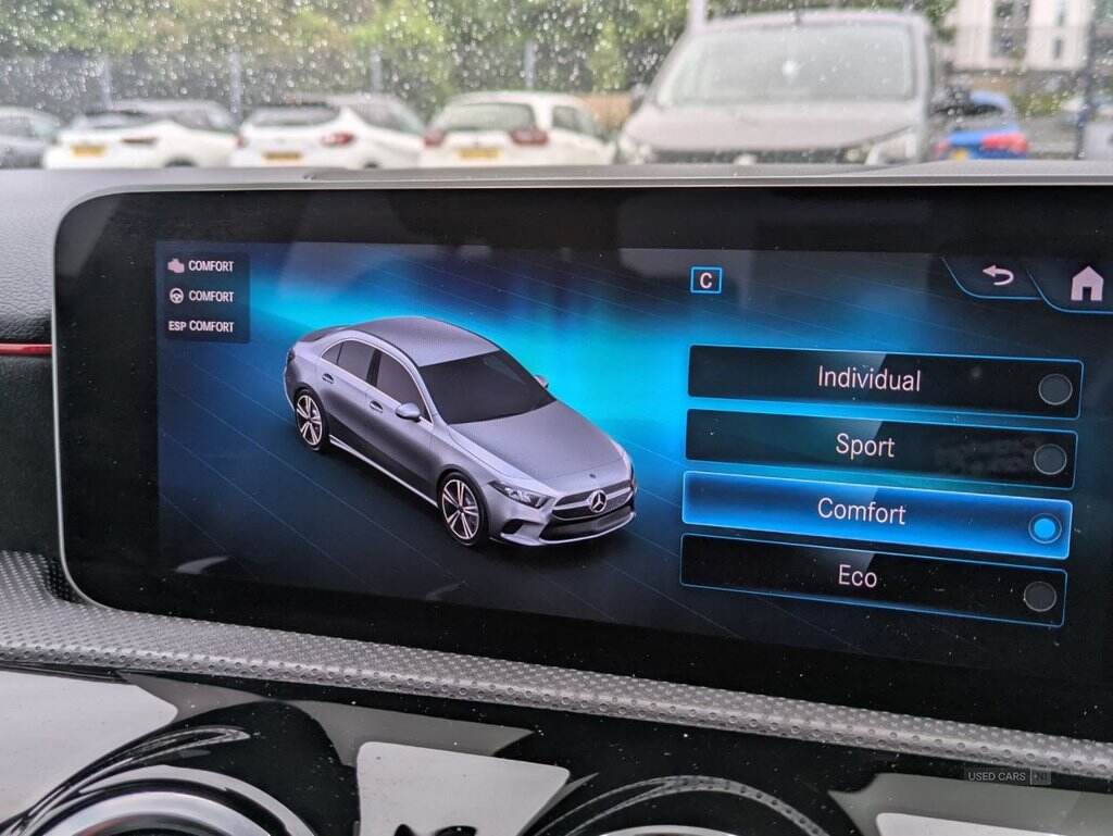 Jan 2020 Mercedes-Benz A-Class A180d AMG Line Executive 4dr Auto