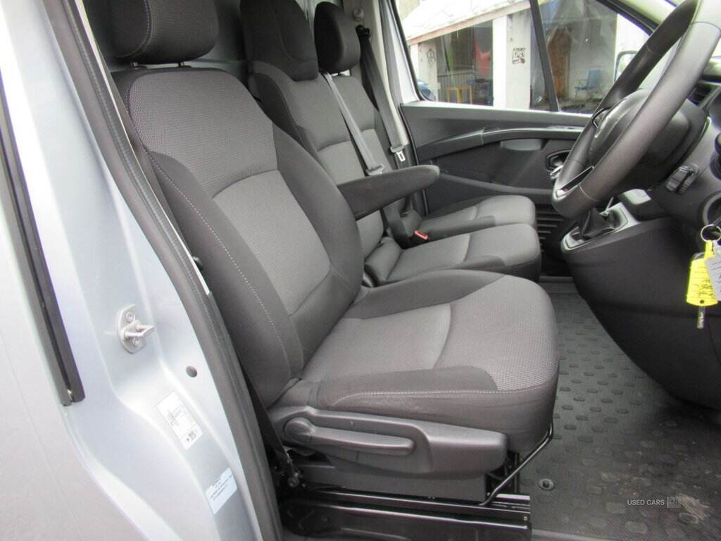 Jun 2022 Renault Trafic LL30 Blue dCi 130 Business+ Van