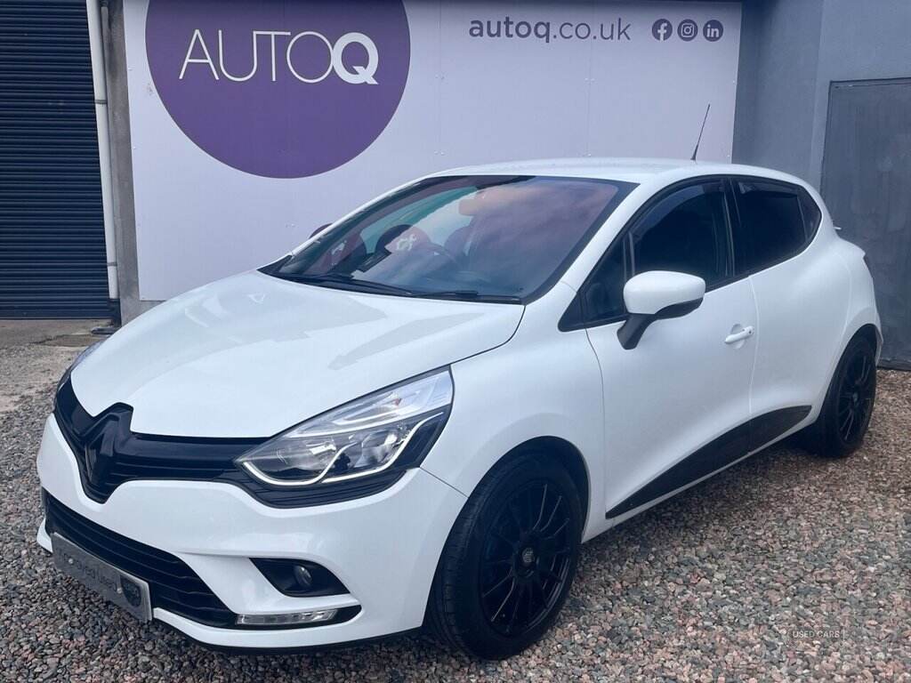 Jan 2019 Renault Clio 0.9 TCE 75 Play 5dr