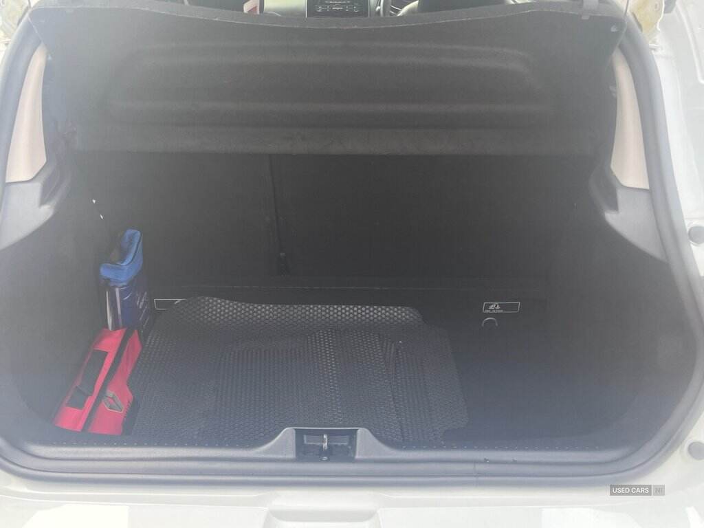 Jan 2019 Renault Clio 0.9 TCE 75 Play 5dr