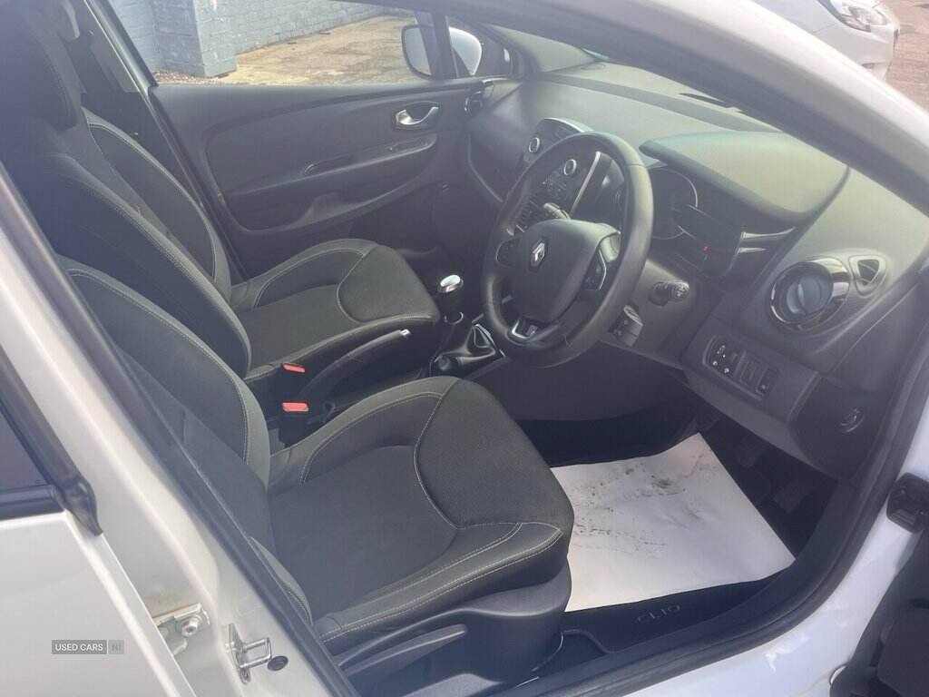 Jan 2019 Renault Clio 0.9 TCE 75 Play 5dr