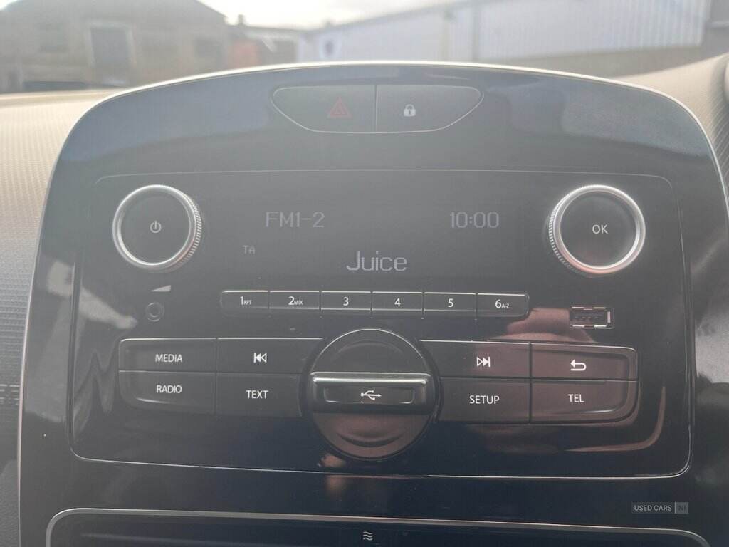 Jan 2019 Renault Clio 0.9 TCE 75 Play 5dr