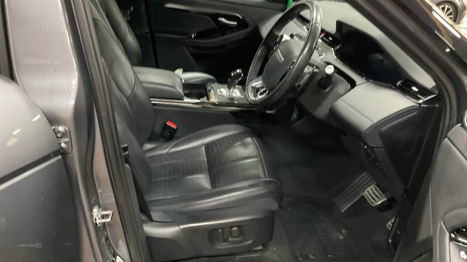 Jan 2020 Land Rover Range Rover Evoque 2.0 D180 R-Dynamic Hse 5Dr Auto