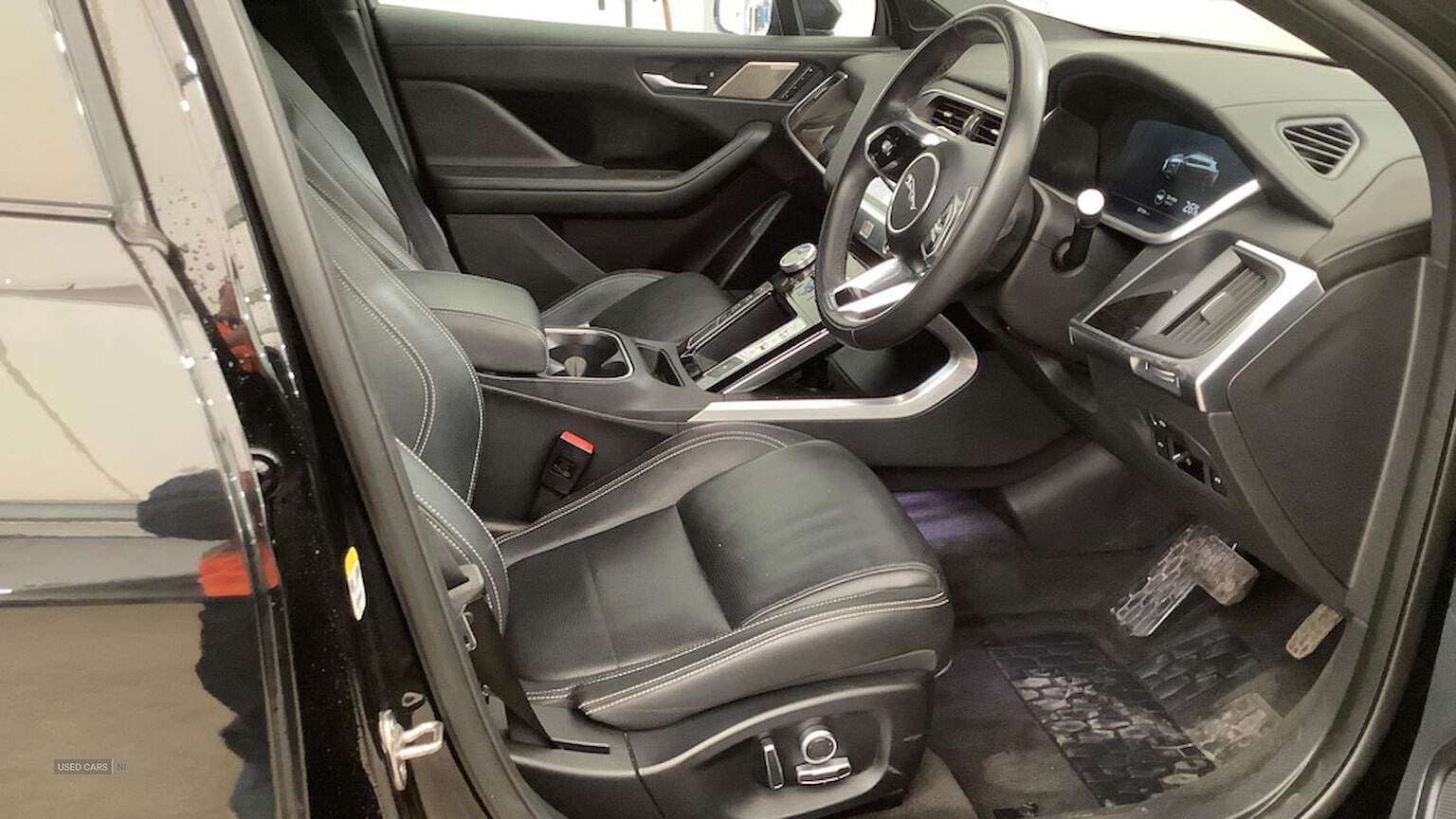 Feb 2022 Jaguar i-Pace 294Kw Ev400 Black 90Kwh 5Dr Auto [11Kw Charger]