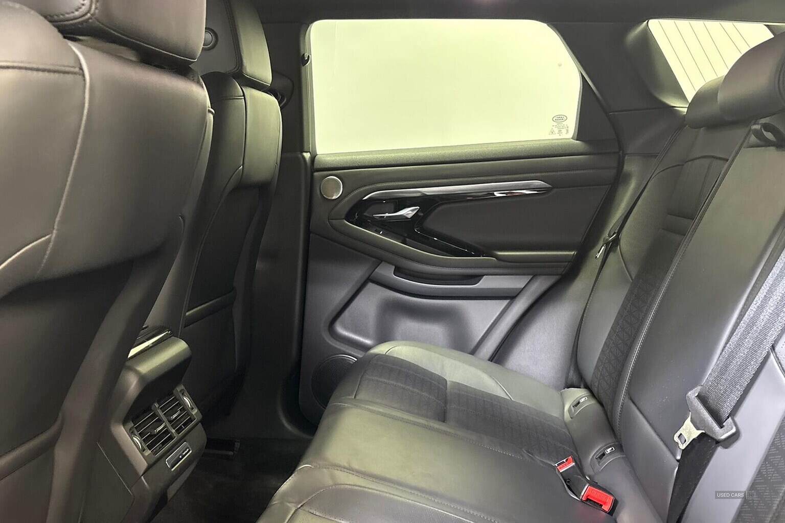 Jan 2023 Land Rover Range Rover Evoque 2.0 D200 R-Dynamic Hse 5Dr Auto