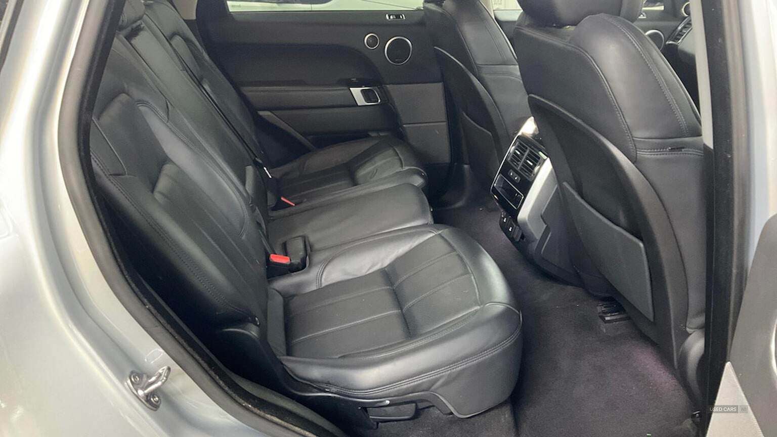 Apr 2021 Land Rover Range Rover Sport 3.0 D300 Hse Dynamic 5Dr Auto