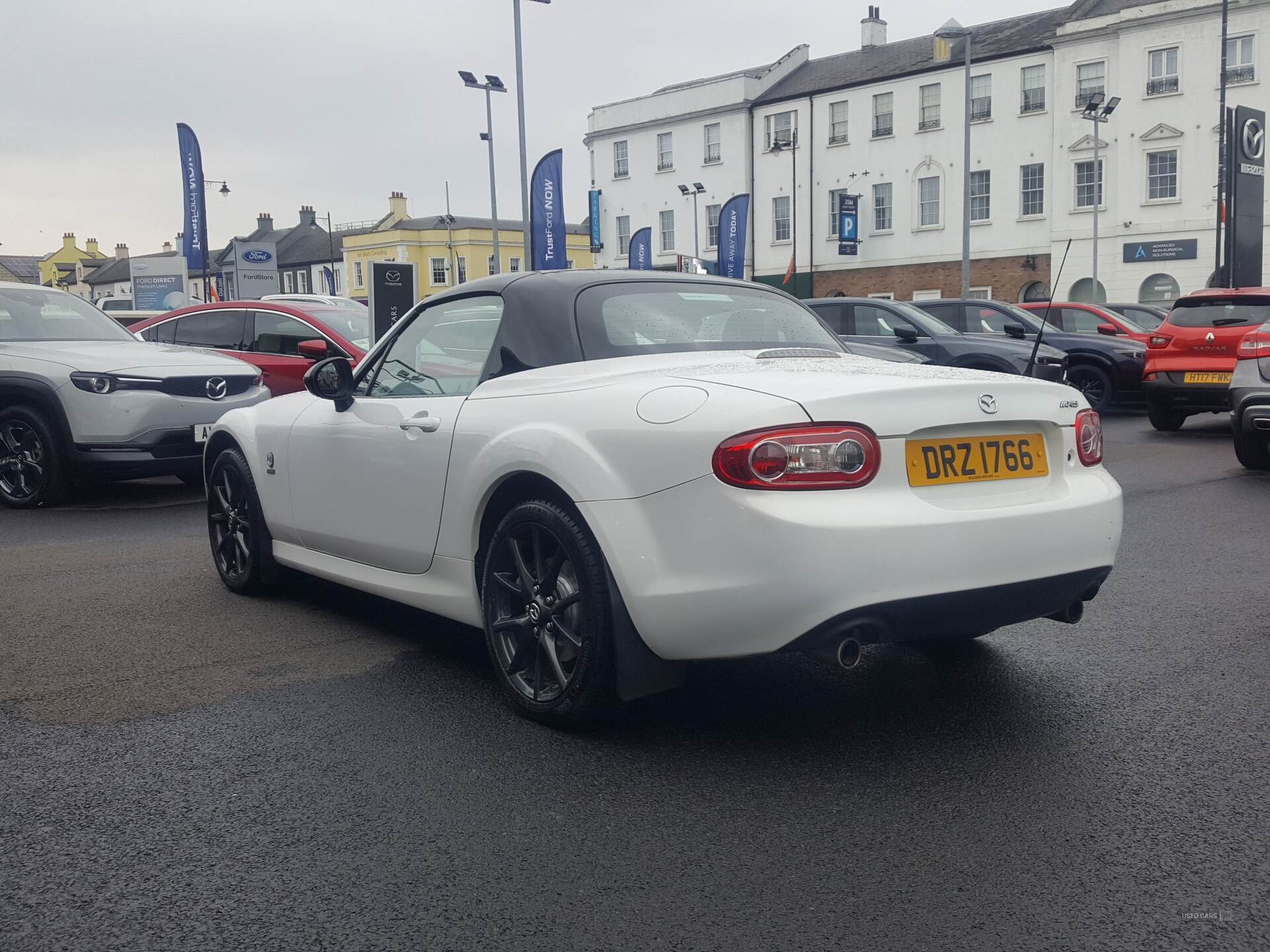 Sep 2011 Mazda MX-5 2.0i Sport Black 2dr