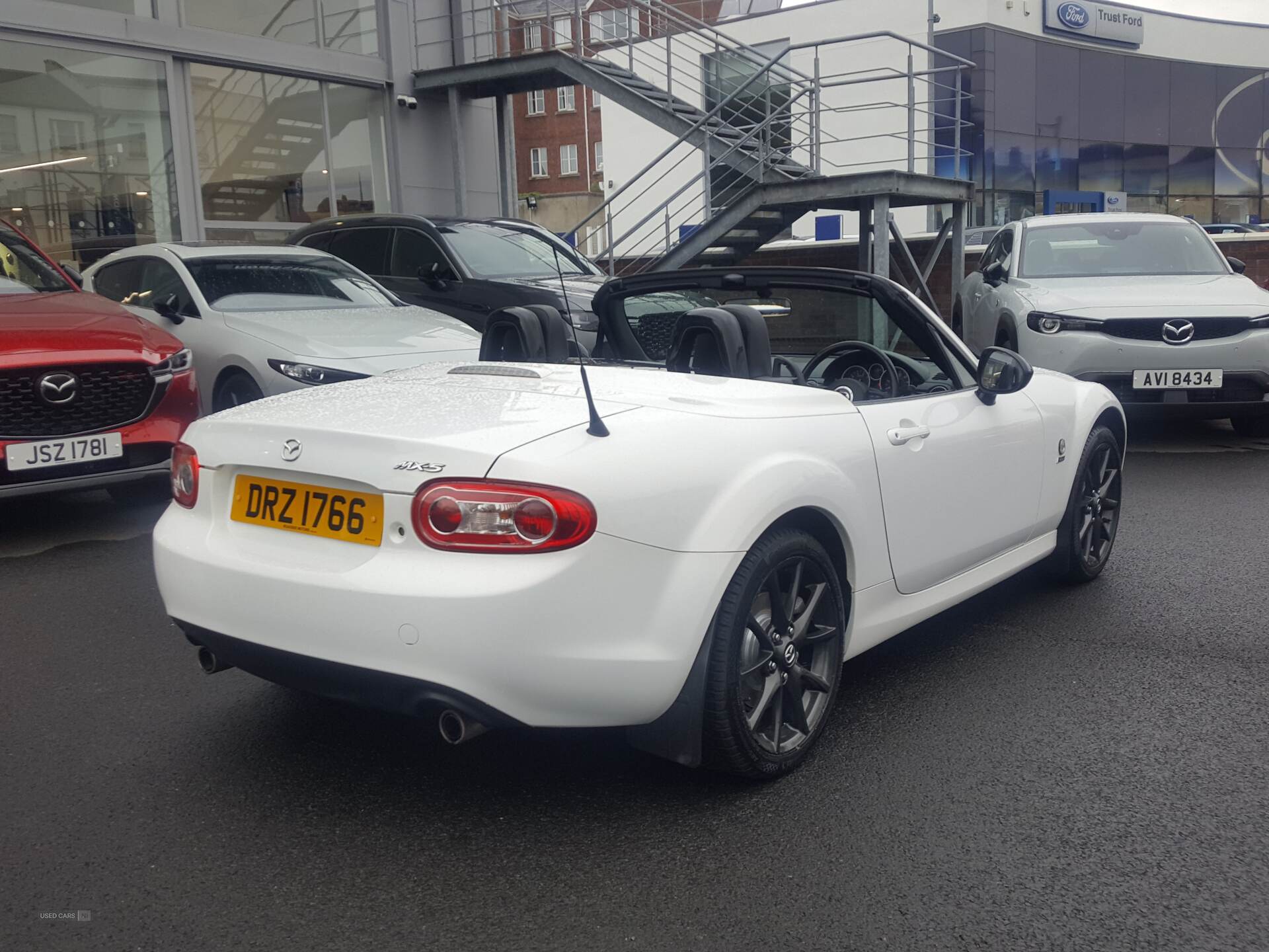 Sep 2011 Mazda MX-5 2.0i Sport Black 2dr