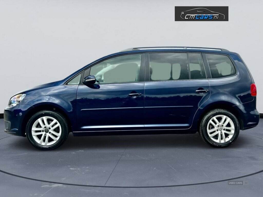 May 2015 Volkswagen Touran 1.6 TDI 105 BlueMotion Tech SE 5dr