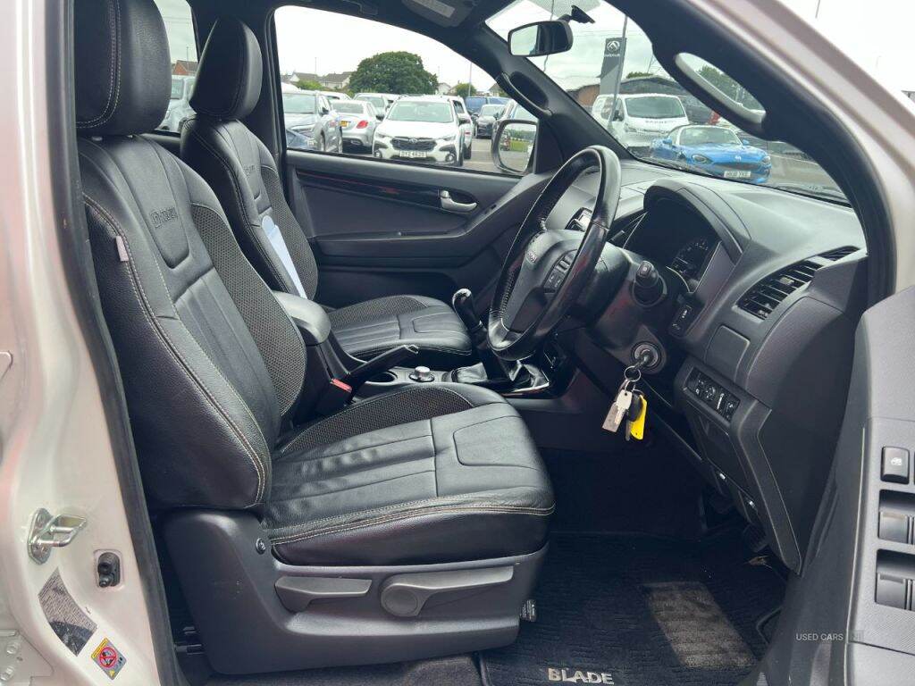 Aug 2016 Isuzu D-Max 2.5TD Blade Double Cab 4x4