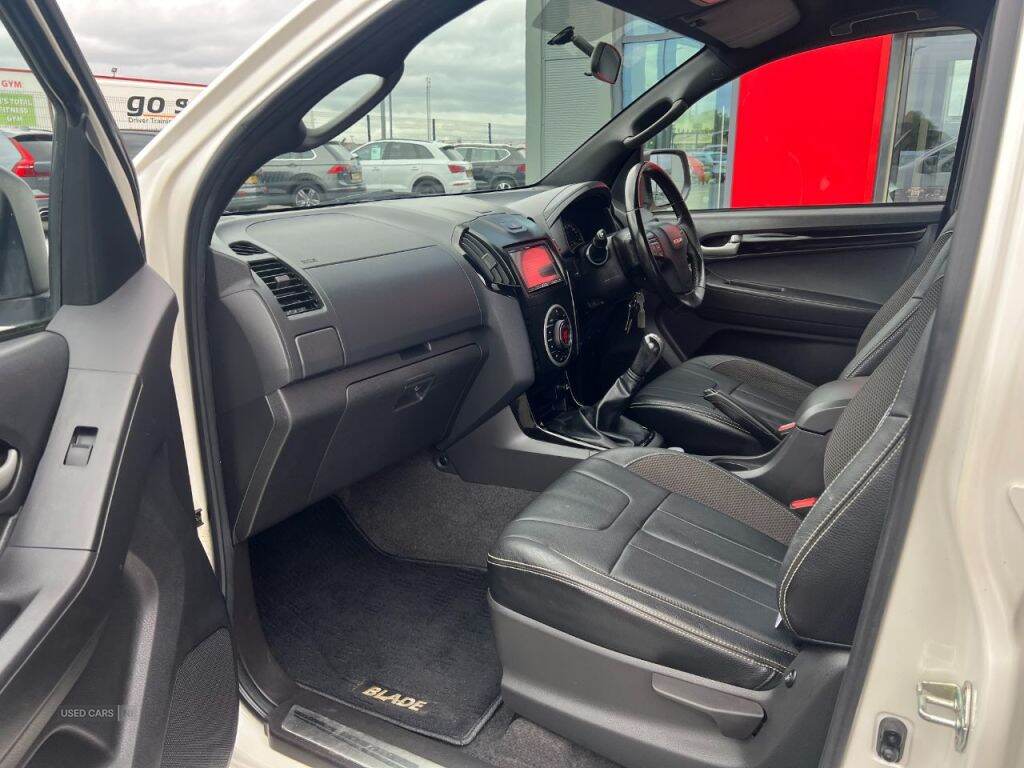 Aug 2016 Isuzu D-Max 2.5TD Blade Double Cab 4x4