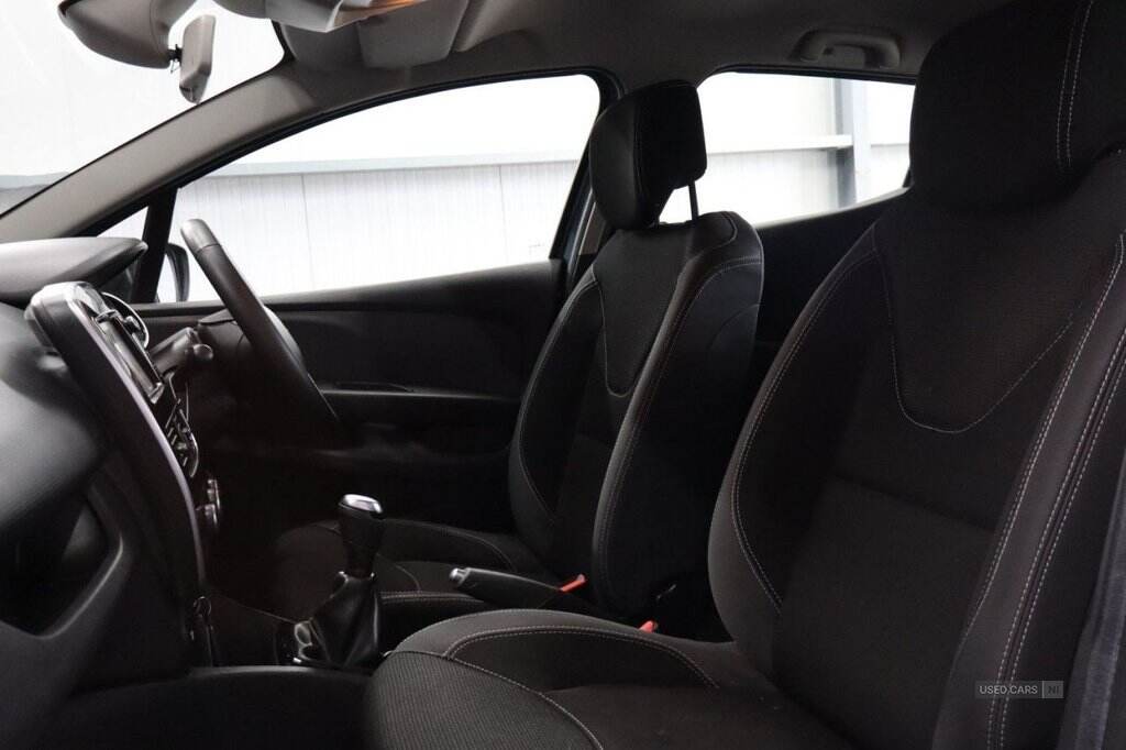 Aug 2017 Renault Clio 1.2 16V Dynamique Nav 5dr