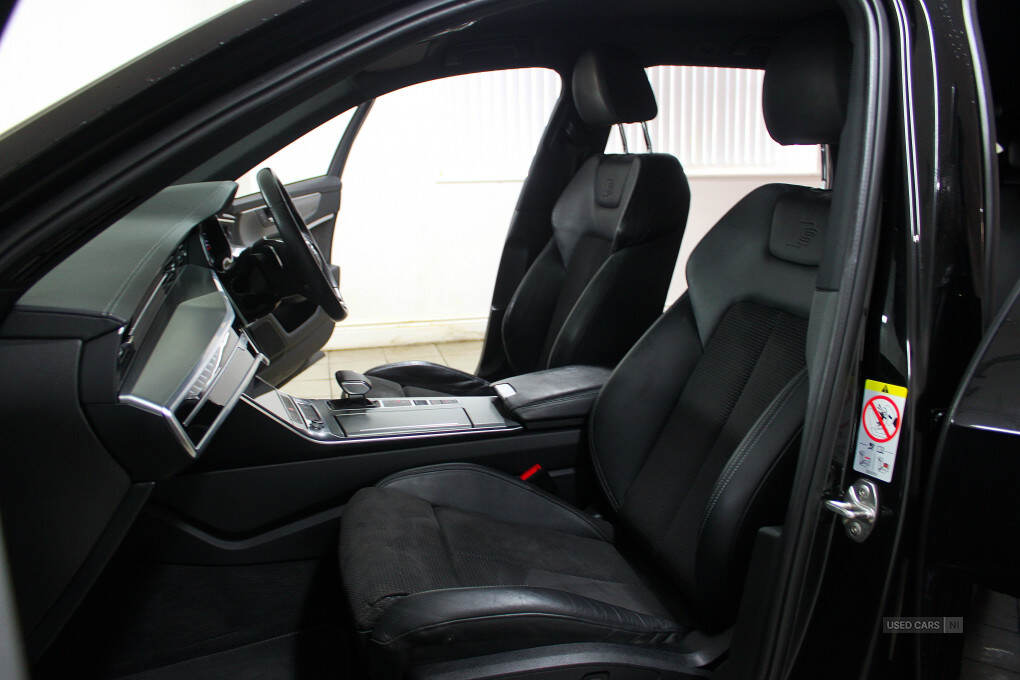 Nov 2019 Audi A6 40 TDI S Line 5dr S Tronic