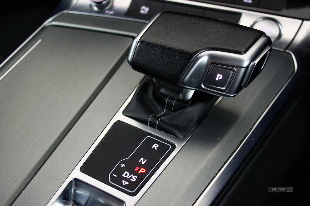 Nov 2019 Audi A6 40 TDI S Line 5dr S Tronic