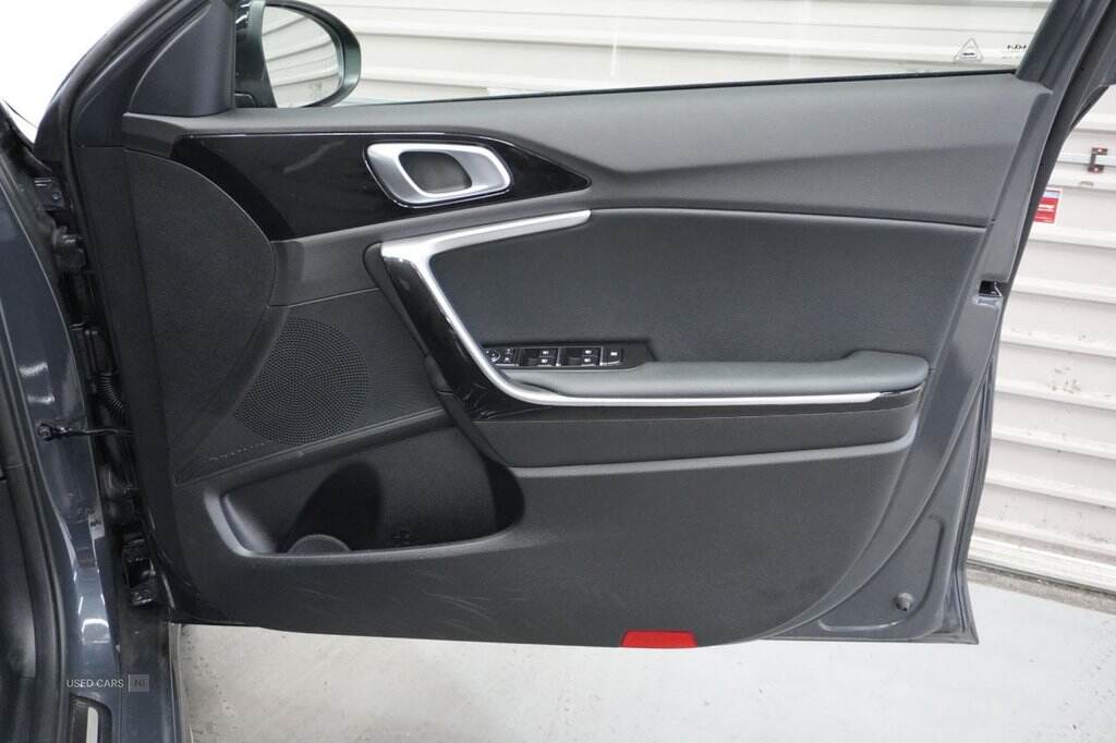 Feb 2025 Kia Ceed 1.5T GDi ISG 138 GT-Line 5dr
