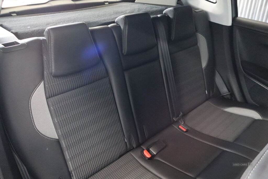 Apr 2017 Peugeot 2008 1.6 BlueHDi 100 Allure 5dr