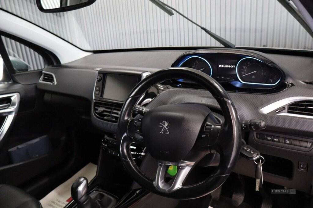 Apr 2017 Peugeot 2008 1.6 BlueHDi 100 Allure 5dr