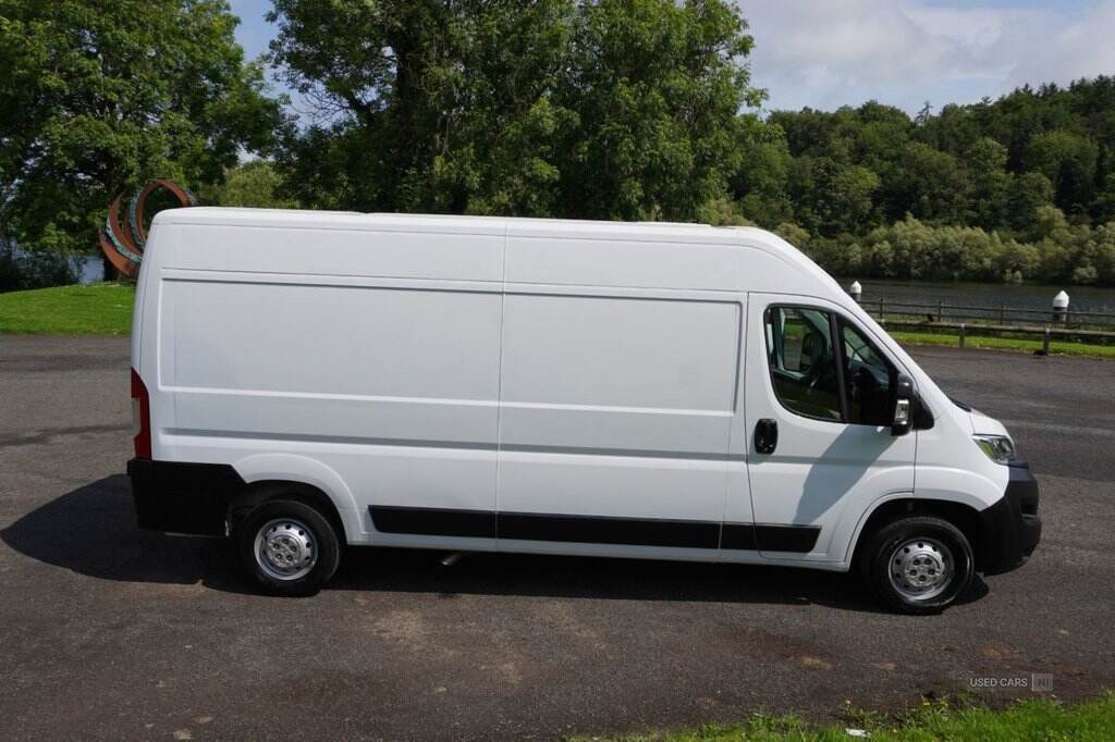 Oct 2022 Vauxhall Movano 2.2 Turbo D 140ps H2 Van Dynamic