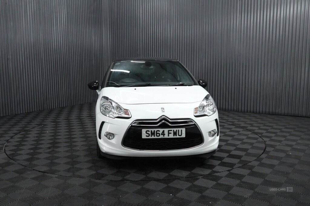 Jan 2015 Citroen DS3 1.6 BlueHDi DSire 3dr