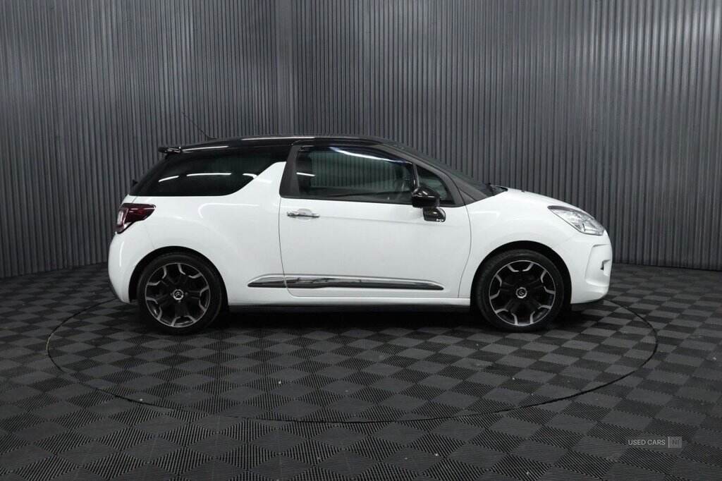 Jan 2015 Citroen DS3 1.6 BlueHDi DSire 3dr