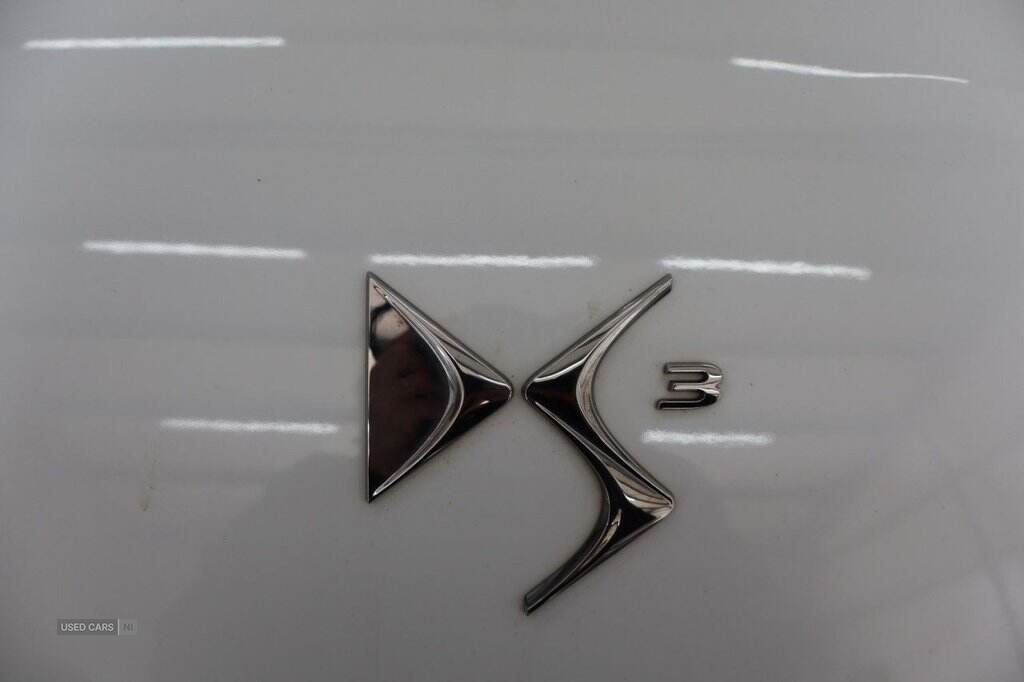 Jan 2015 Citroen DS3 1.6 BlueHDi DSire 3dr
