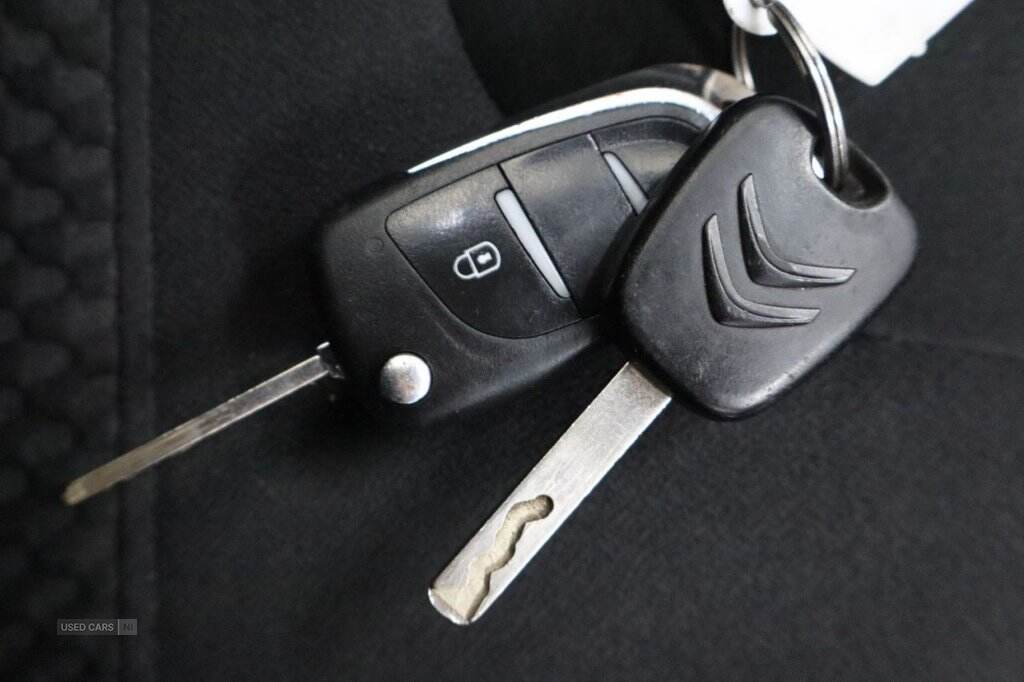 Jan 2015 Citroen DS3 1.6 BlueHDi DSire 3dr