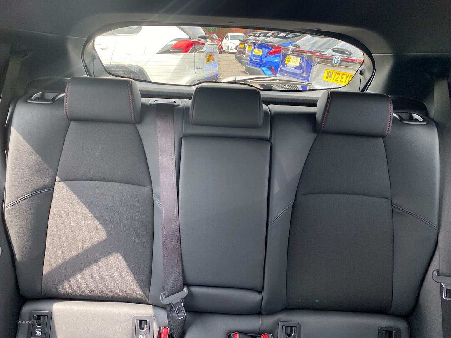  2025 Toyota Corolla 1.8 Hybrid Gr Sport 5Dr Cvt [Bi-Tone]