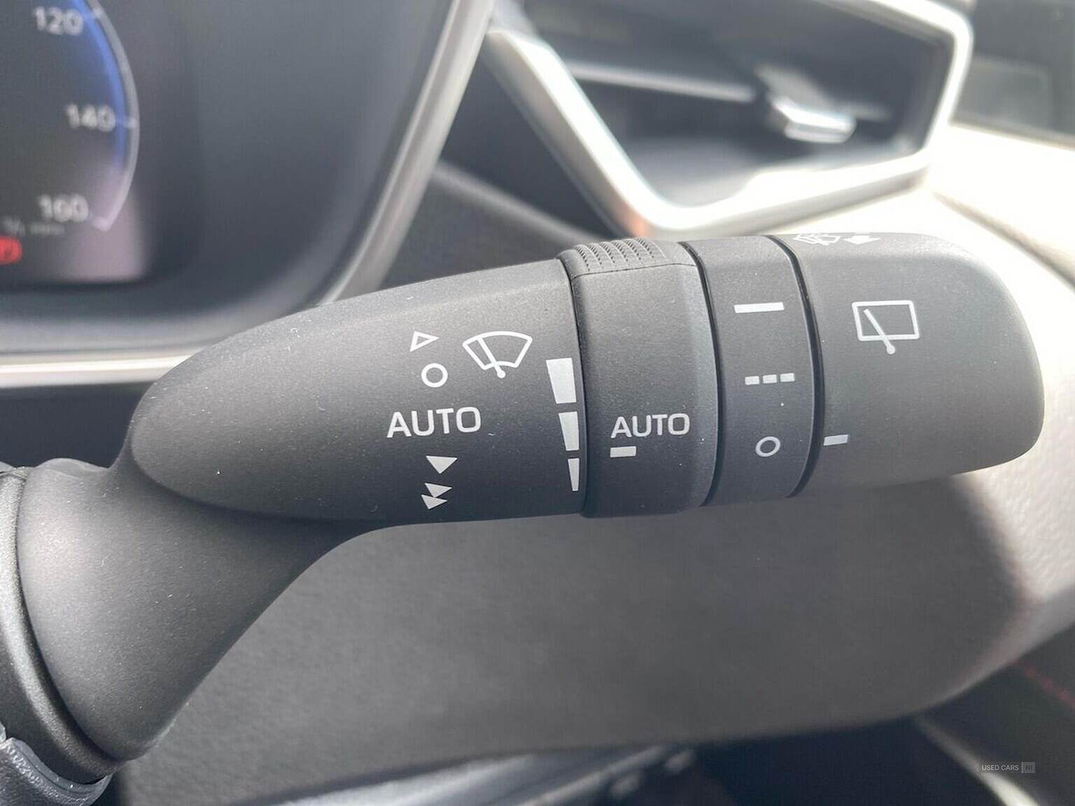  2025 Toyota Corolla 1.8 Hybrid Gr Sport 5Dr Cvt [Bi-Tone]