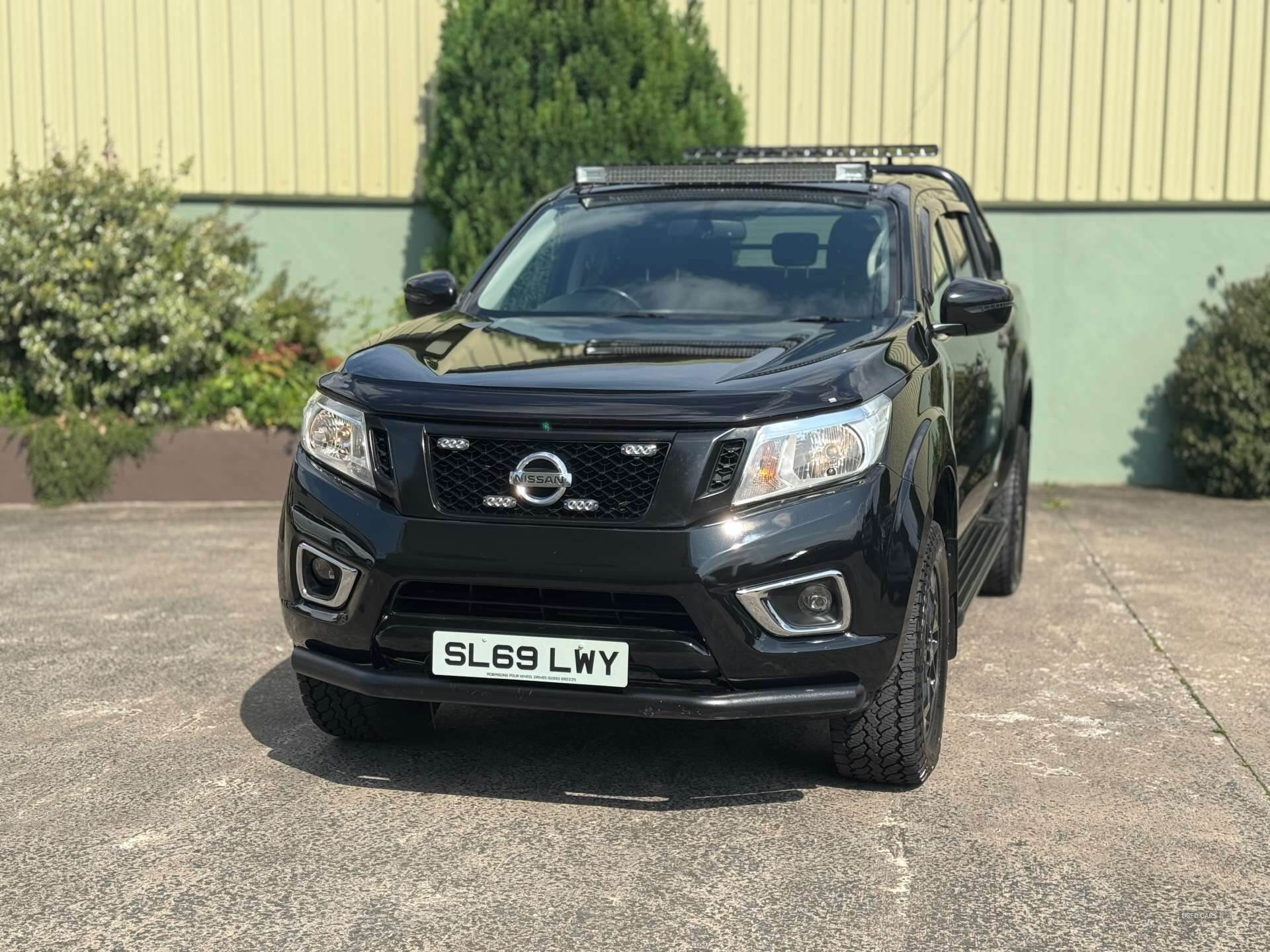 Nov 2019 Nissan Navara DoubleCab PickUp N-Connecta 2.3dCi 190 TT 4WD Auto