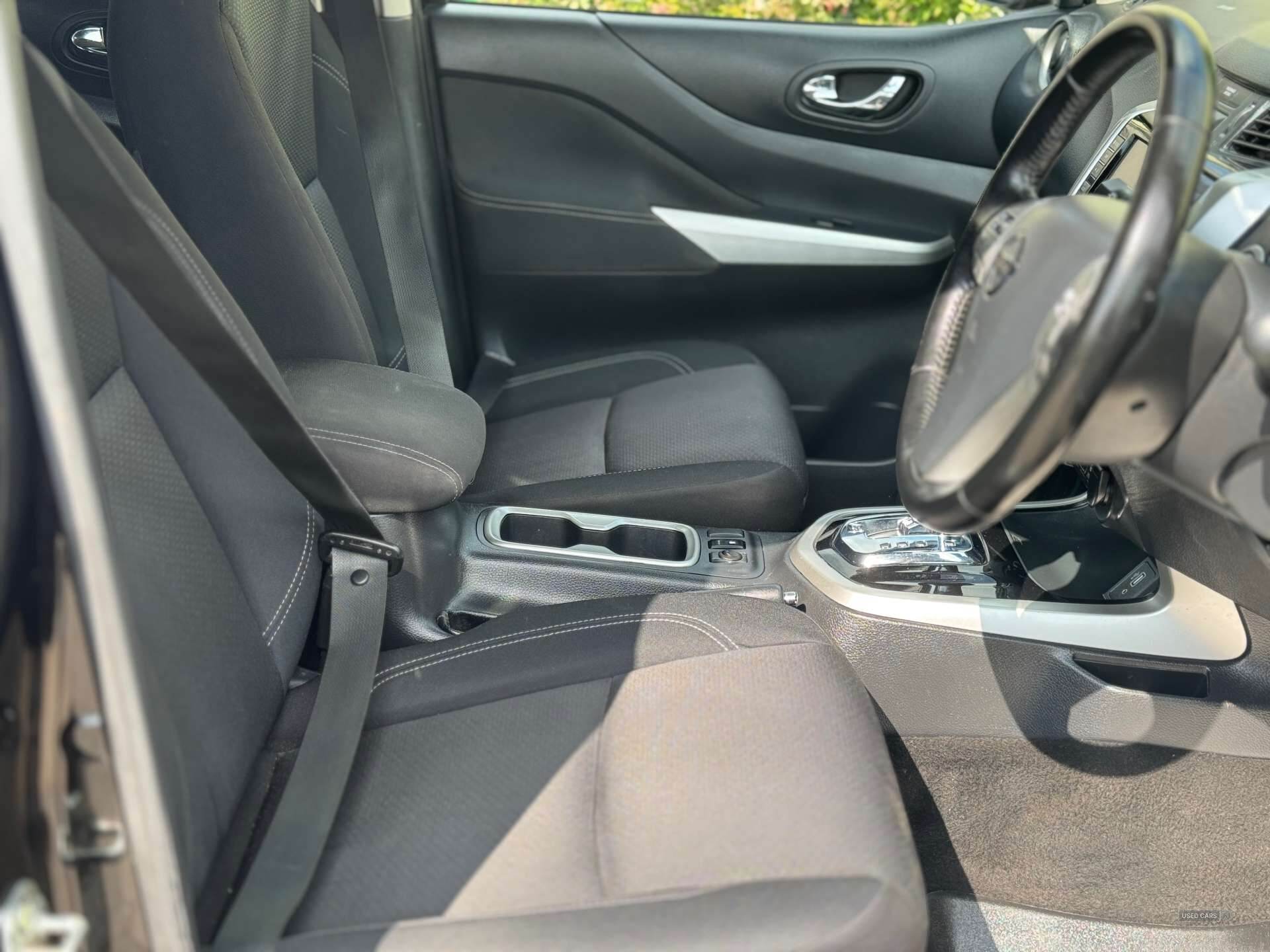 Nov 2019 Nissan Navara DoubleCab PickUp N-Connecta 2.3dCi 190 TT 4WD Auto