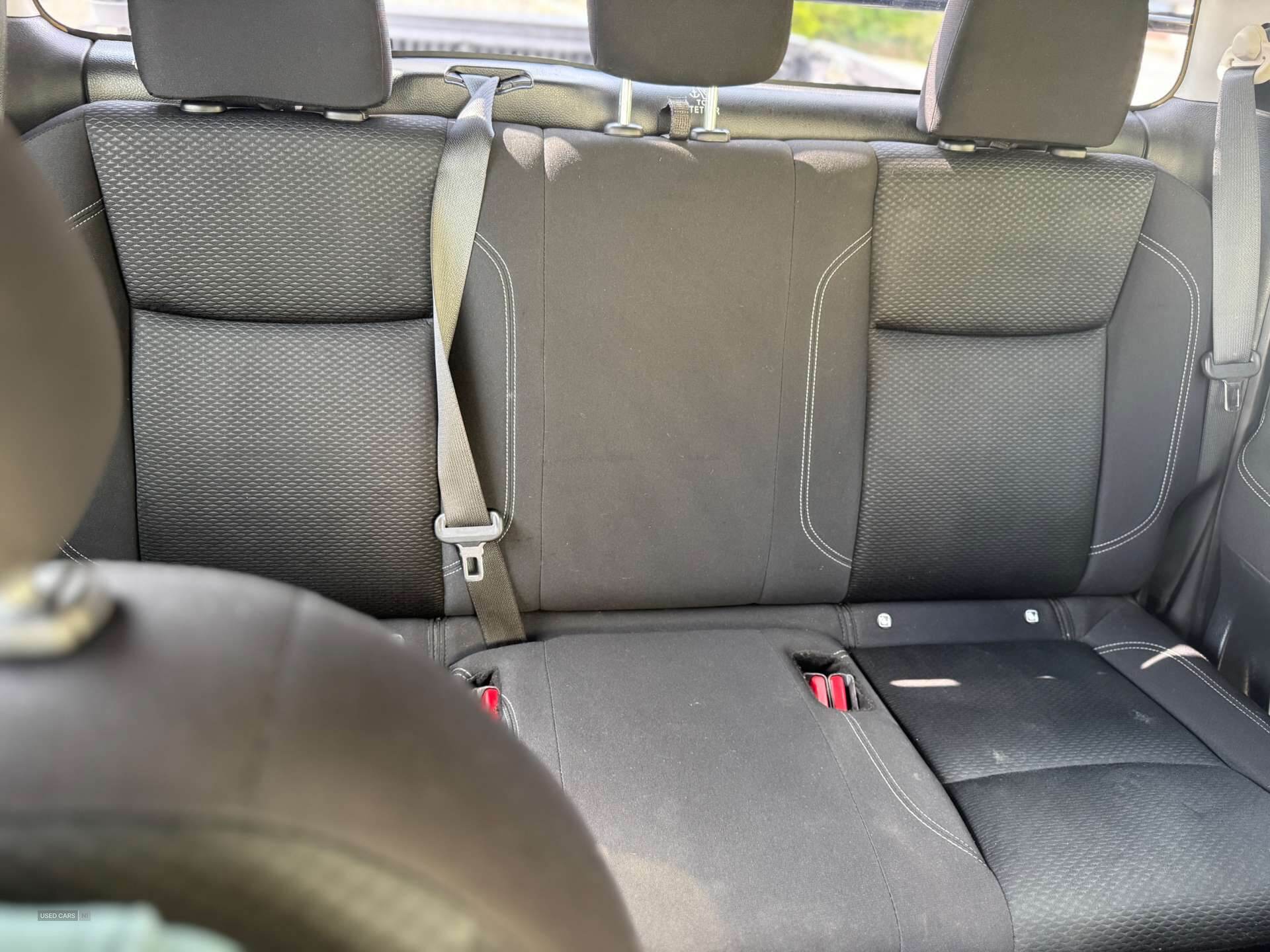 Nov 2019 Nissan Navara DoubleCab PickUp N-Connecta 2.3dCi 190 TT 4WD Auto