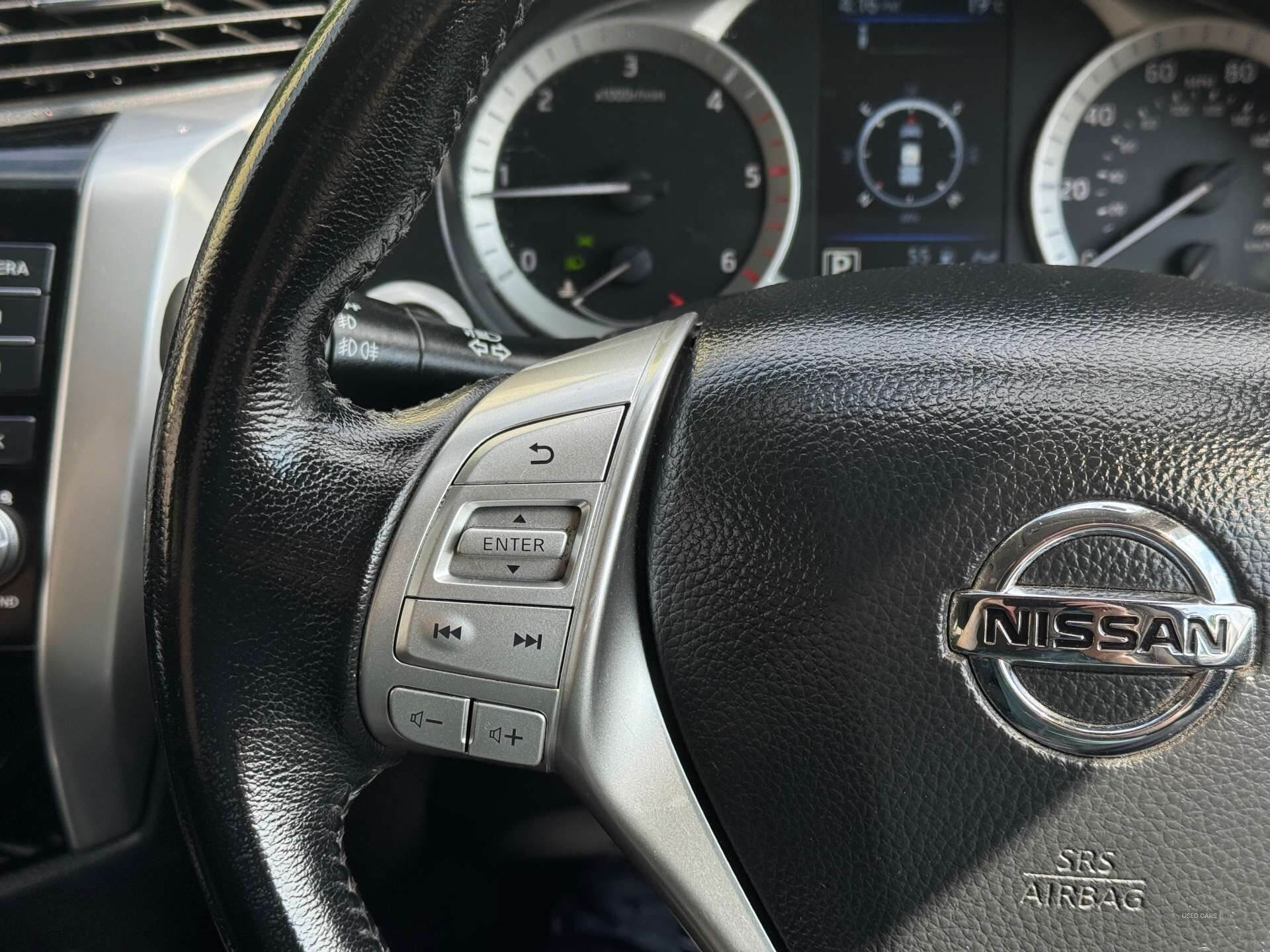 Nov 2019 Nissan Navara DoubleCab PickUp N-Connecta 2.3dCi 190 TT 4WD Auto