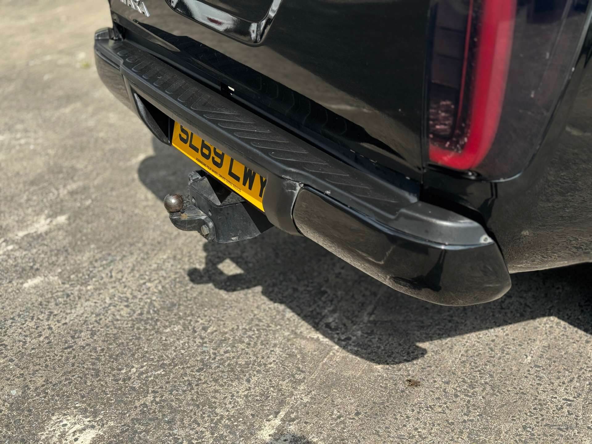 Nov 2019 Nissan Navara DoubleCab PickUp N-Connecta 2.3dCi 190 TT 4WD Auto