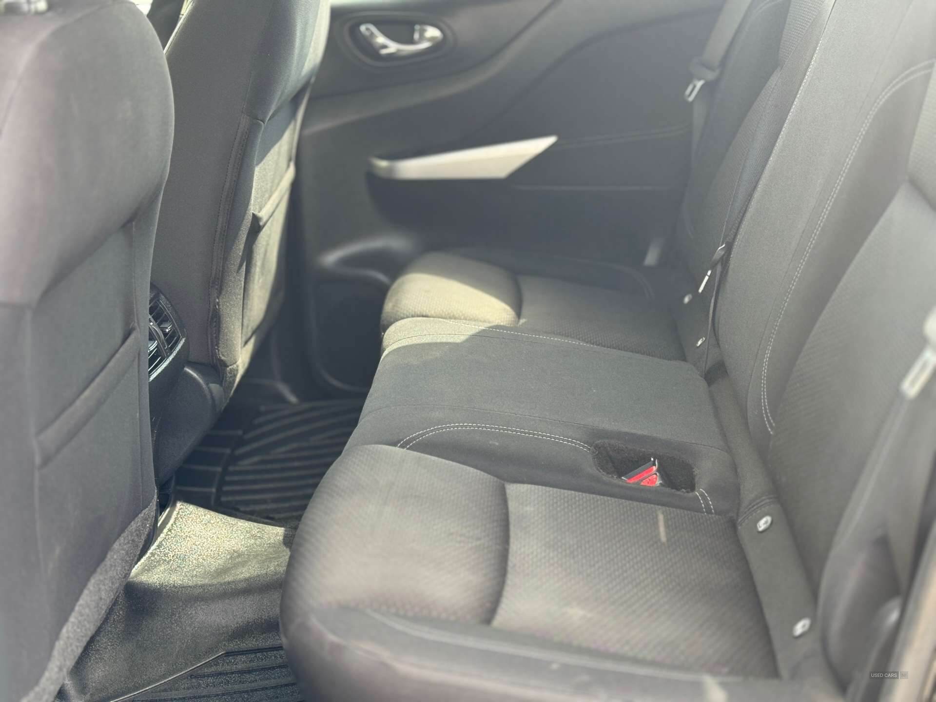 Nov 2019 Nissan Navara DoubleCab PickUp N-Connecta 2.3dCi 190 TT 4WD Auto