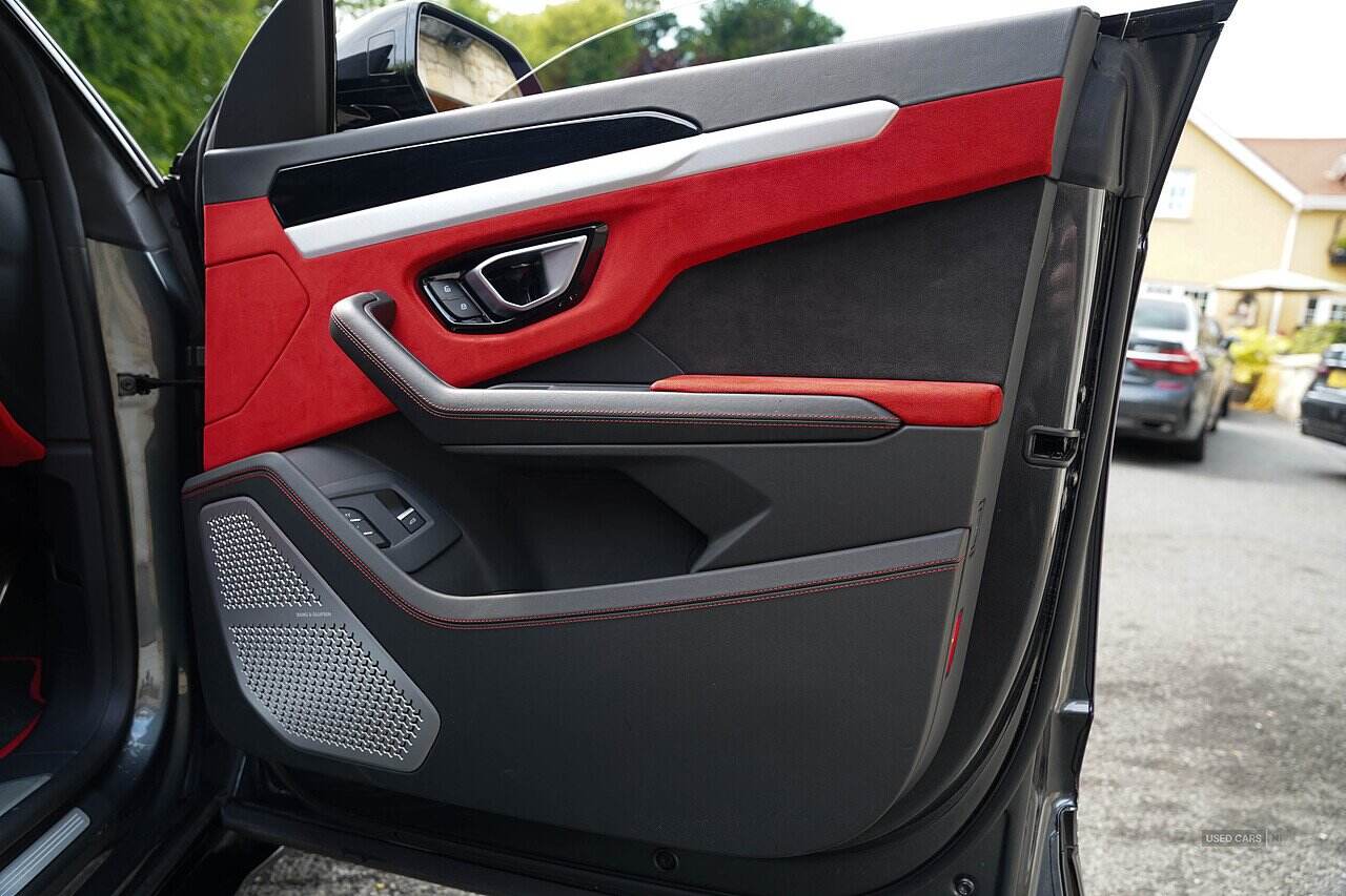 Jun 2019 Lamborghini Urus 4.0T FSI V8 5dr Auto