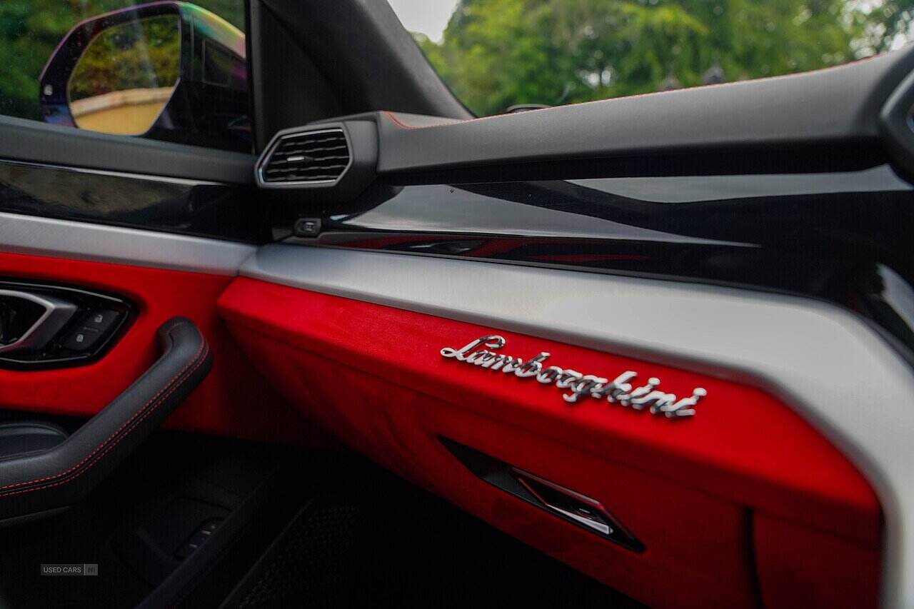Jun 2019 Lamborghini Urus 4.0T FSI V8 5dr Auto