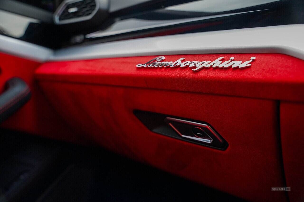 Jun 2019 Lamborghini Urus 4.0T FSI V8 5dr Auto