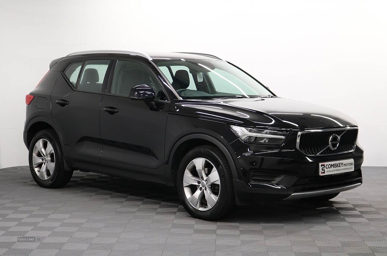 Nov 2020 Volvo XC40 1.5 T3 [163] Momentum 5dr
