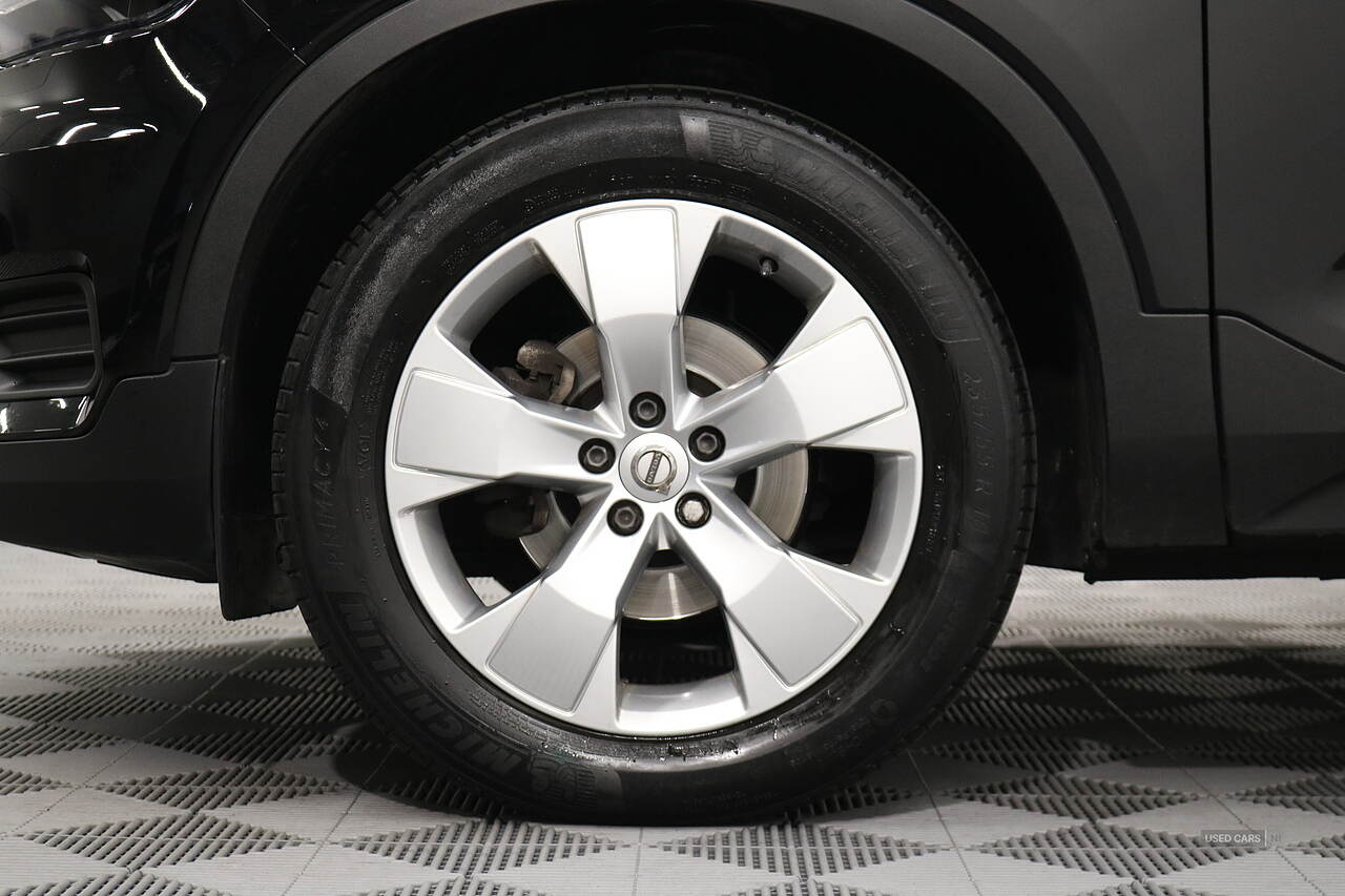 Nov 2020 Volvo XC40 1.5 T3 [163] Momentum 5dr