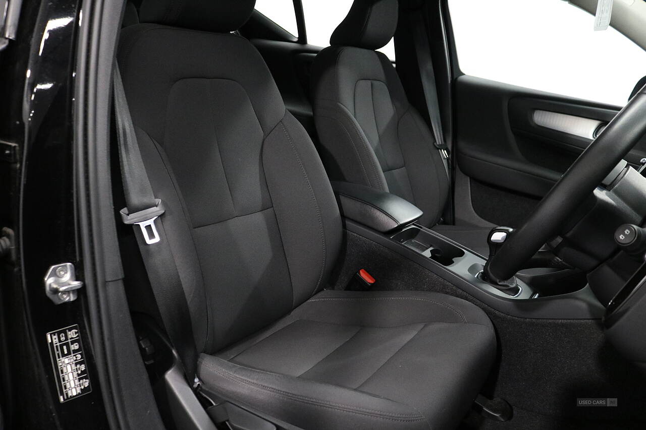 Nov 2020 Volvo XC40 1.5 T3 [163] Momentum 5dr