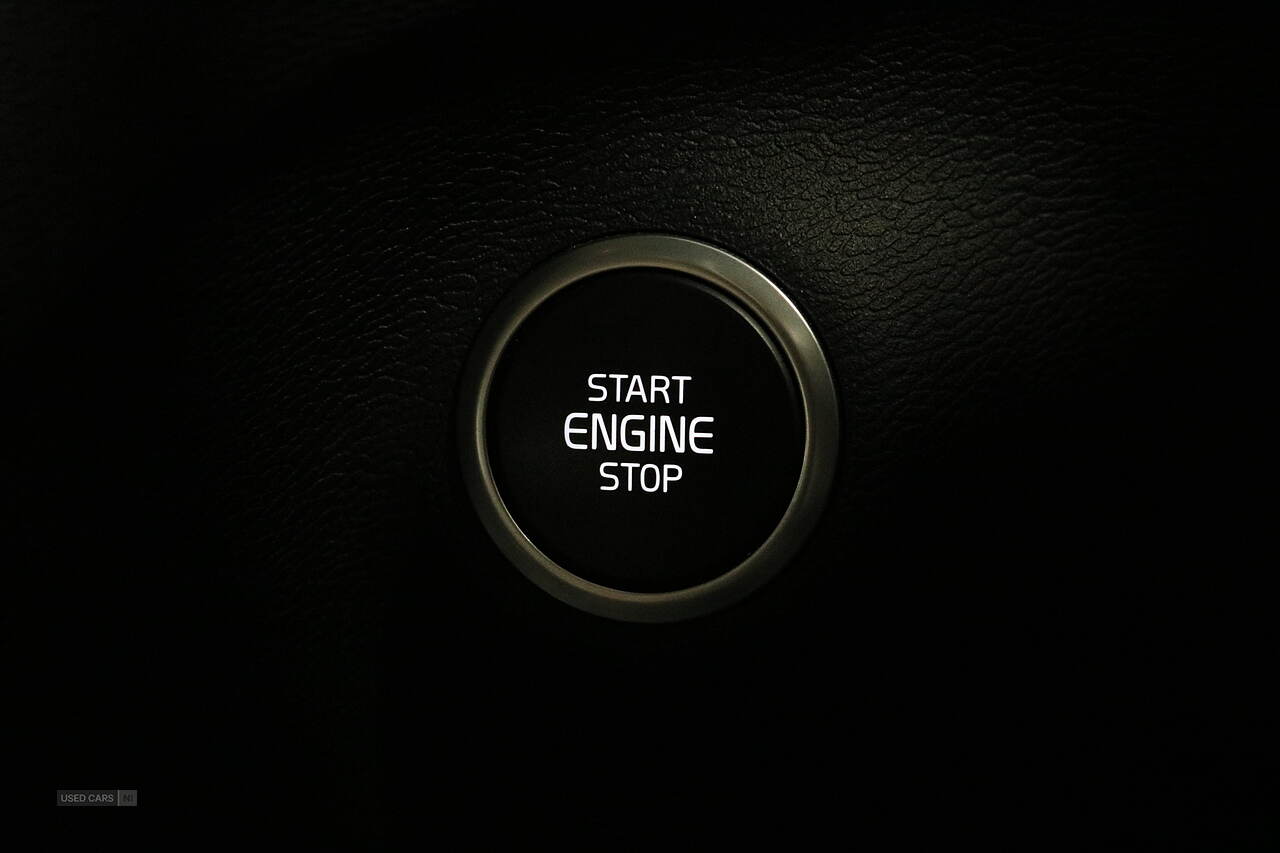 Nov 2020 Volvo XC40 1.5 T3 [163] Momentum 5dr