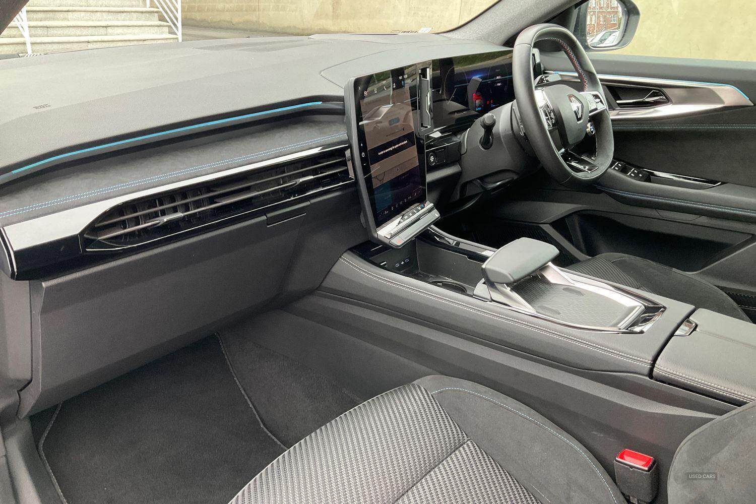 Nov 2023 Renault Austral E-Tech FHEV Techno Esprit Alpine 5dr Auto