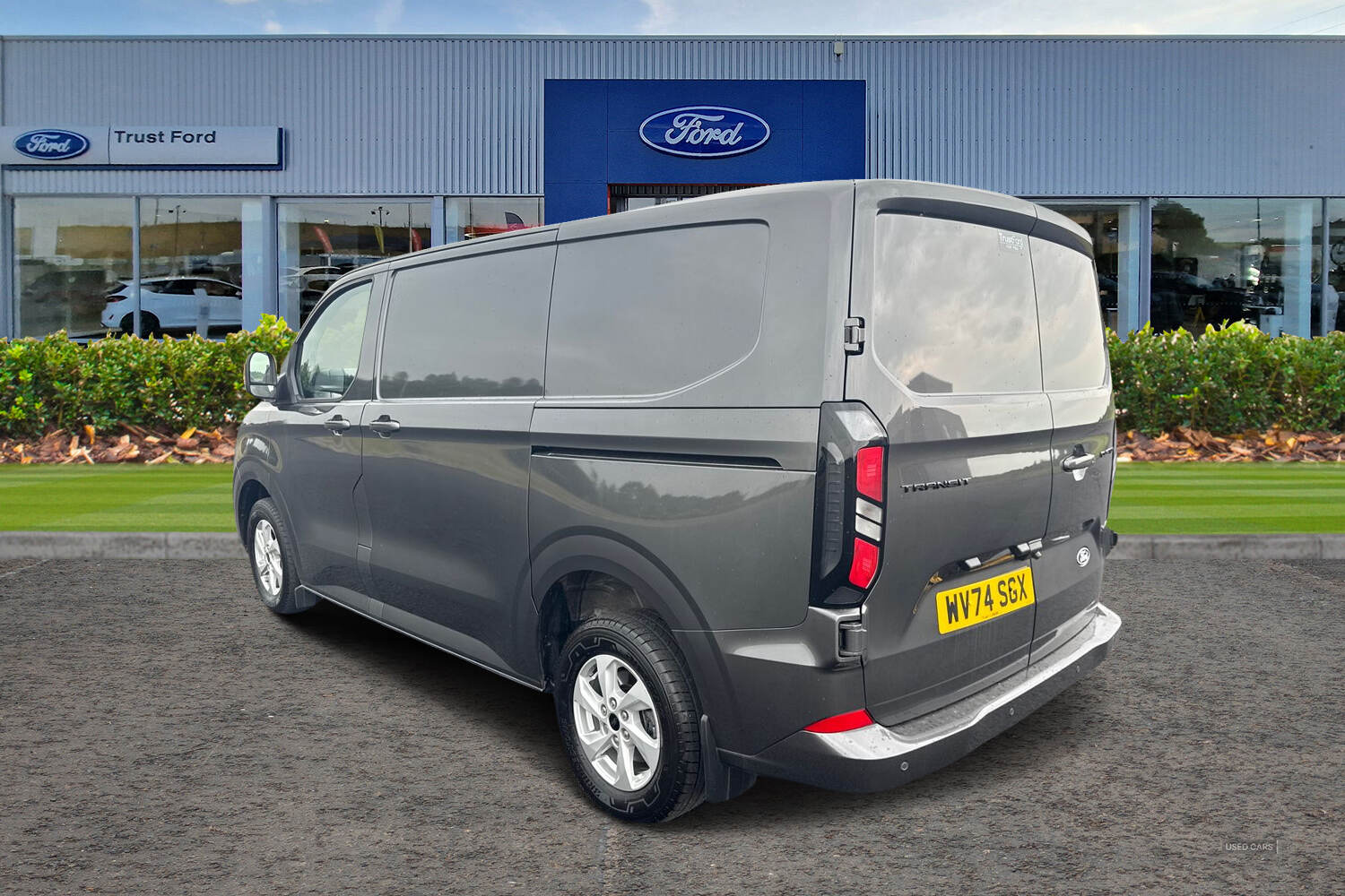 Sep 2024 Ford Transit Custom 2.0 EcoBlue 136ps H1 Van Limited Auto