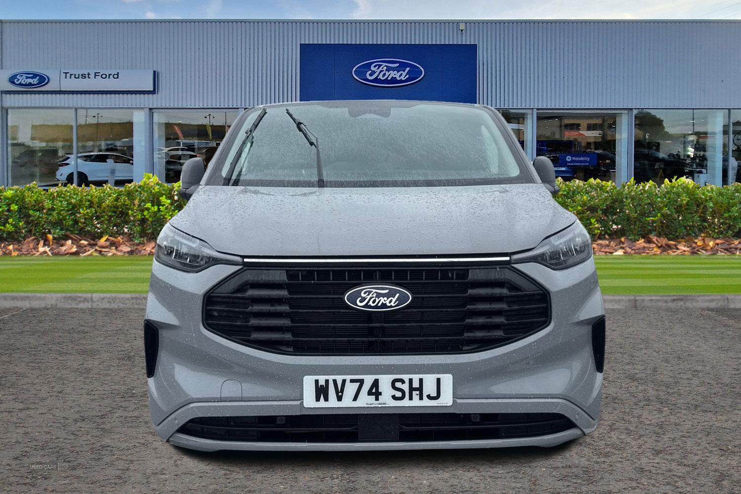 Sep 2024 Ford Transit Custom 2.0 EcoBlue 136ps H1 Van Limited Auto