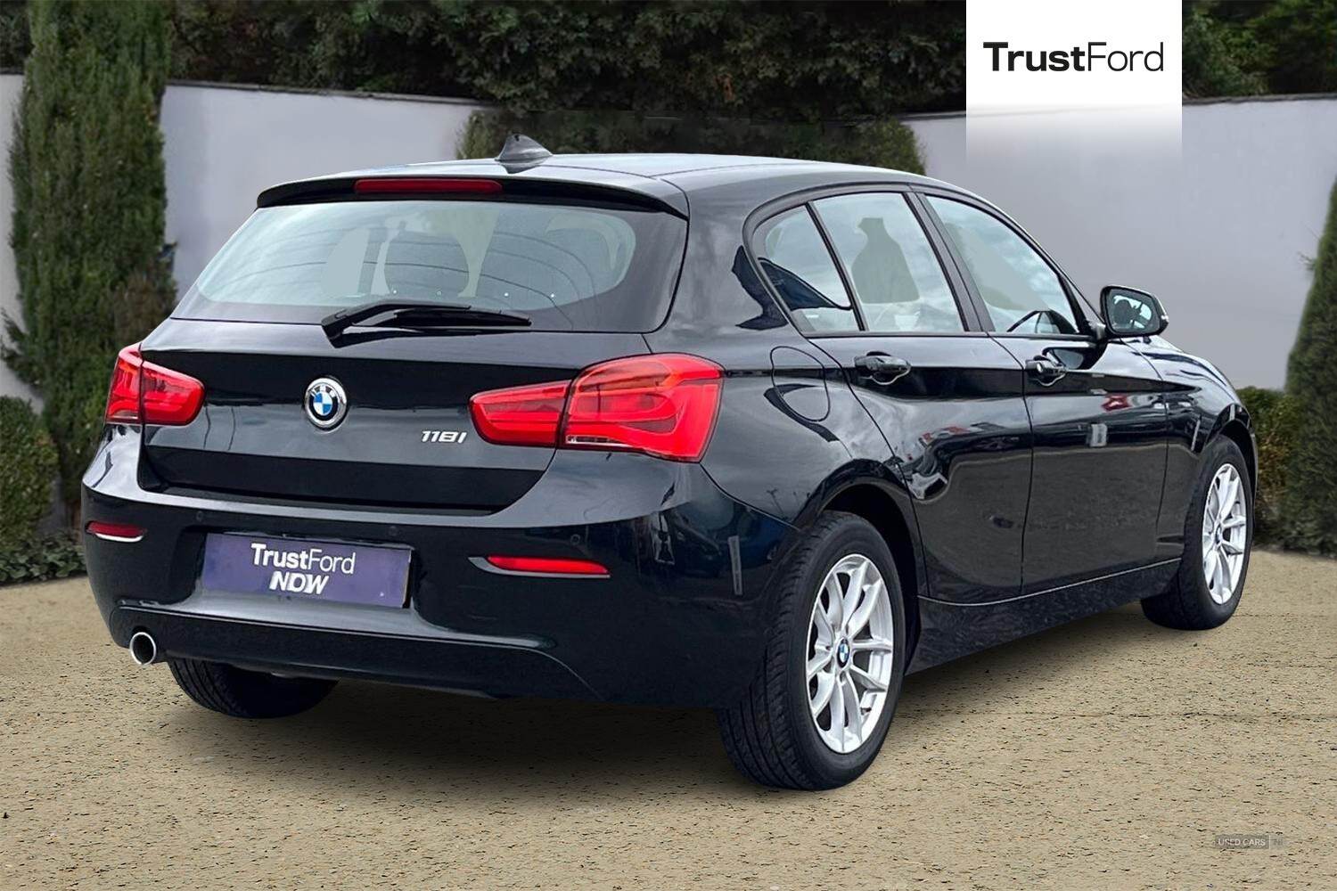 Mar 2019 BMW 1 Series 118i [1.5] SE Business 5dr [Nav/Servotronic]